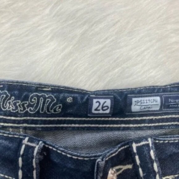 Miss Me Wing Cross Capri Jeans Stonewood Dark Wash Embellished White Top Stitch - Picture 2 of 7